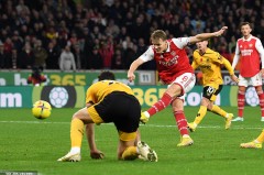 沃尔科特：看到福登再次踢出水平真的太棒了，他需要这种自由度